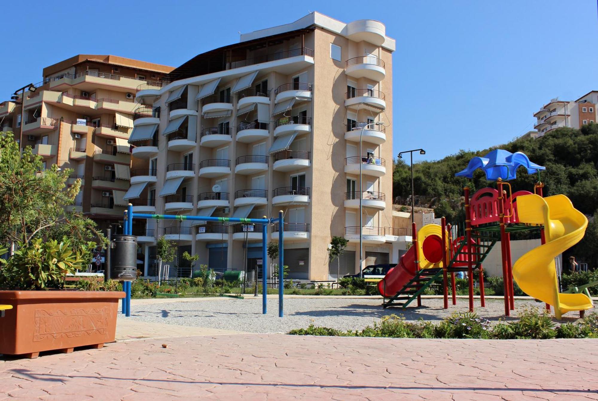 Sunny Apts Sarandë Exterior foto